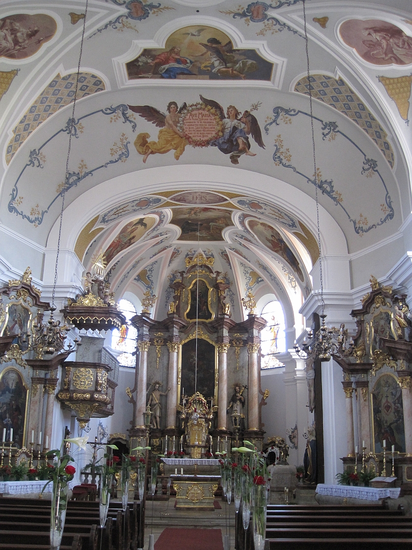Innenraum Alte Pfarrkirche